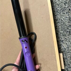 VS Straight Ahead Purple Styling Wand
